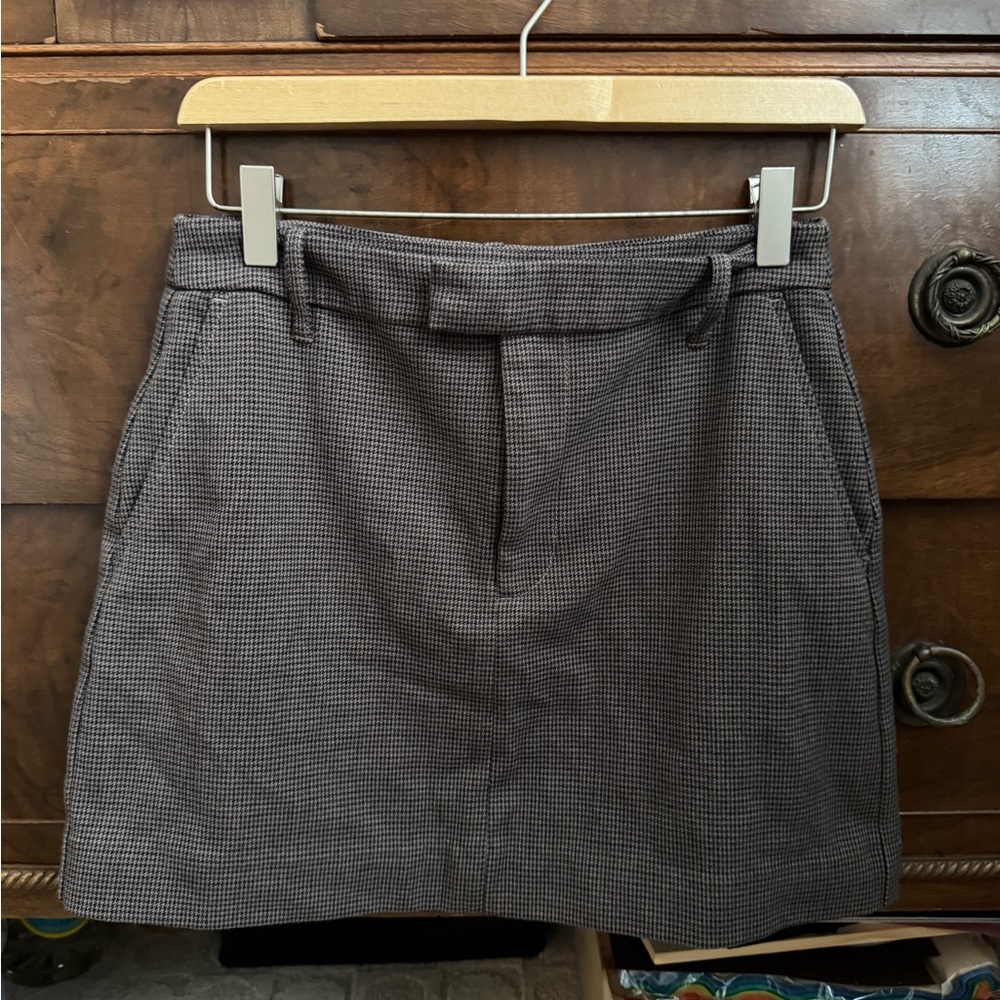 GAP Mini Skirt in Brown-Gray Houndstooth